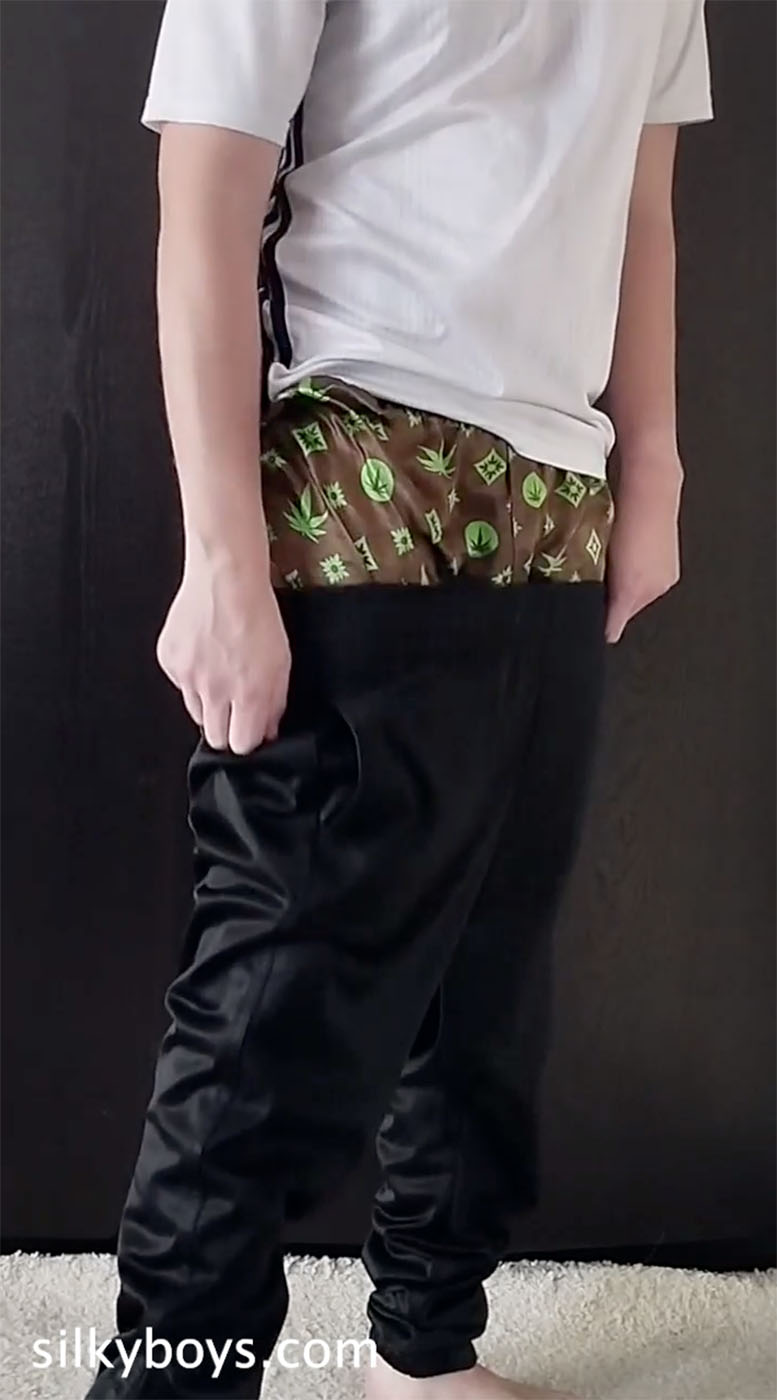 AK sagger new video